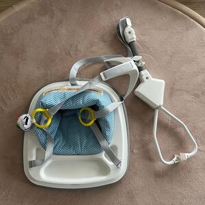 Graco Bumper Doorway Jumper for Baby